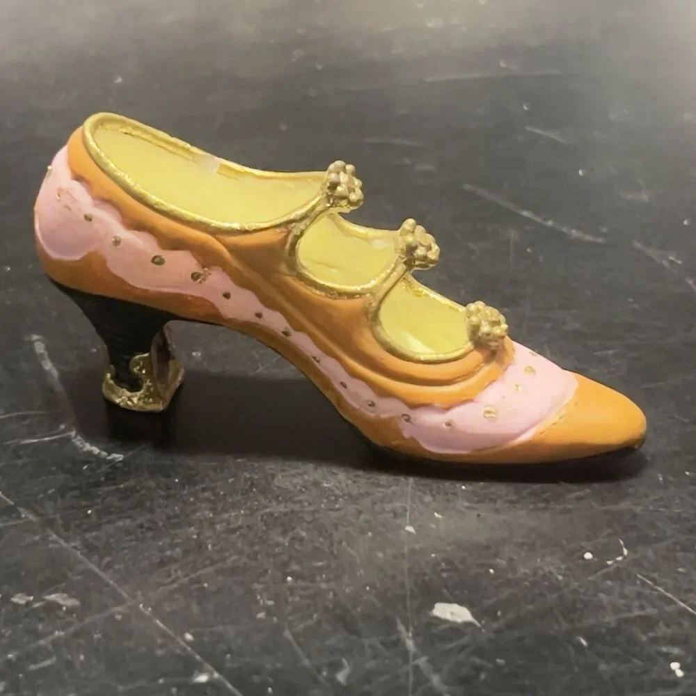 Miniature Shoe Collectible Victorian 3”